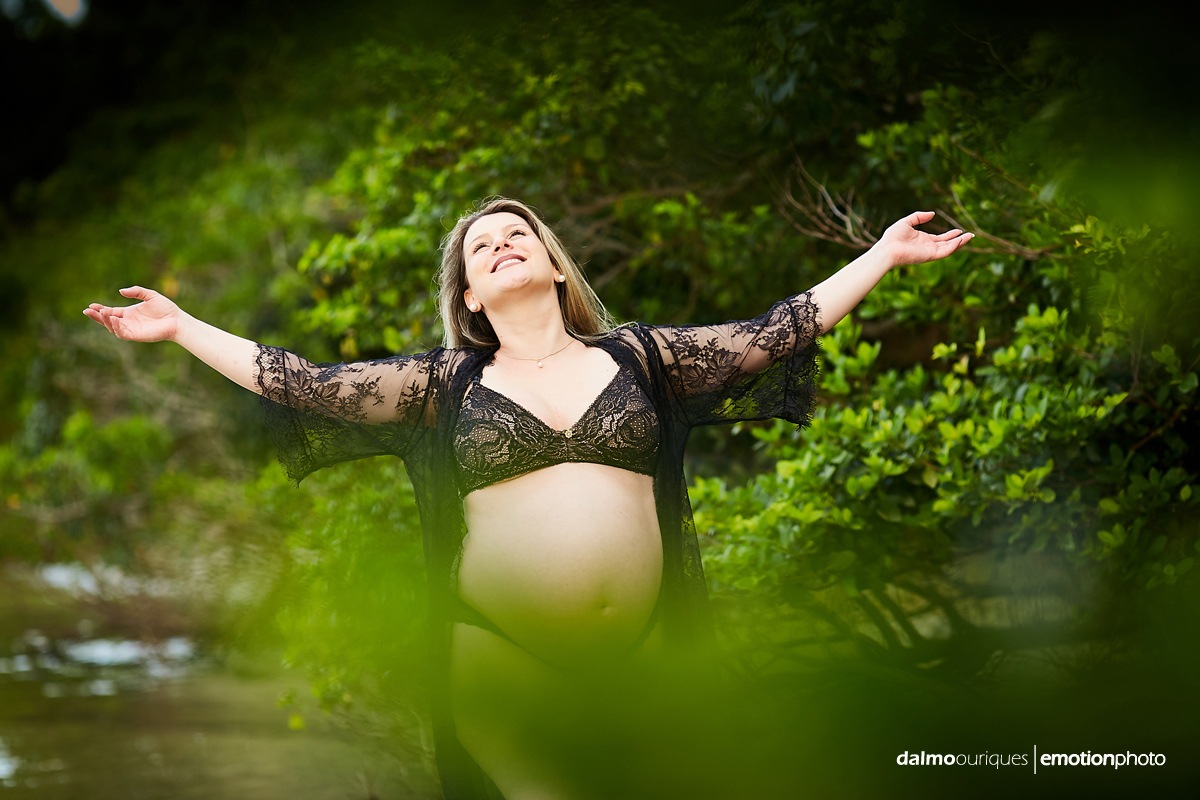as melhores fotos de ensaio de gestante; fotografo de gestante; sessao de gestante em florianopolis; fotos da gestacao; fotos de gravidez em florianopolis; fotos lindas de gestante; ensaio de familia, florianopolis, momento especial de ser mãe, esperando um bebê