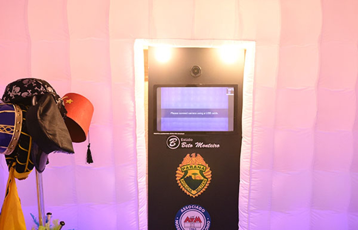 Cabine com adesivos
