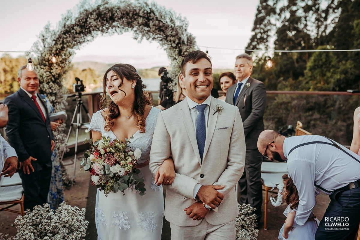 saída da noiva fotografo de casamentos , fotografo juiz de fora , fotografo de casamento rj, fotógrafo de casamento niteroi