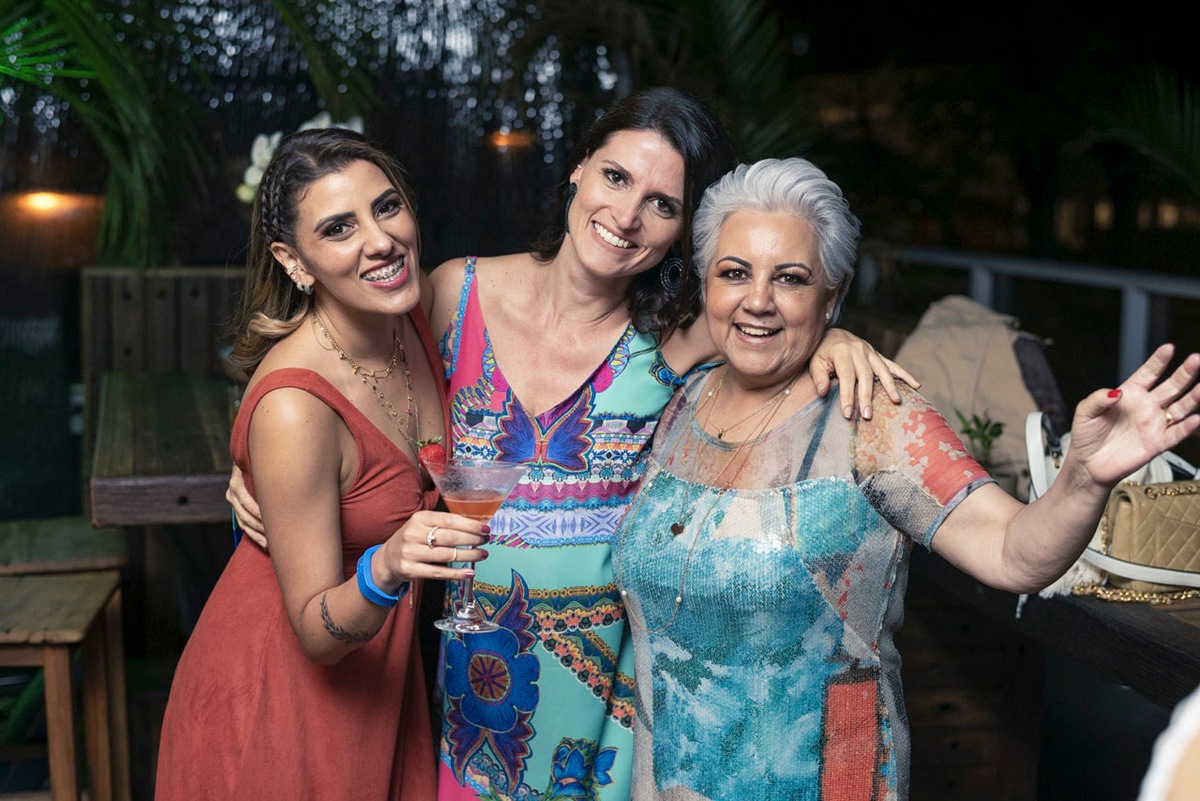 festa-animada-maui-poke-restaurante-alphaville