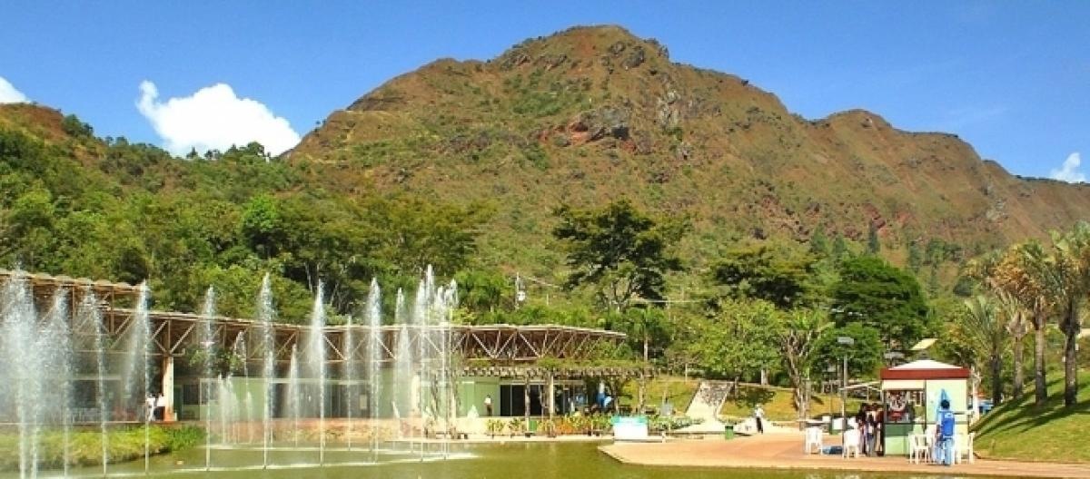 parque das mangabeiras, belo horizonte, local para sessão de fotos, victor ataide, pré casamento