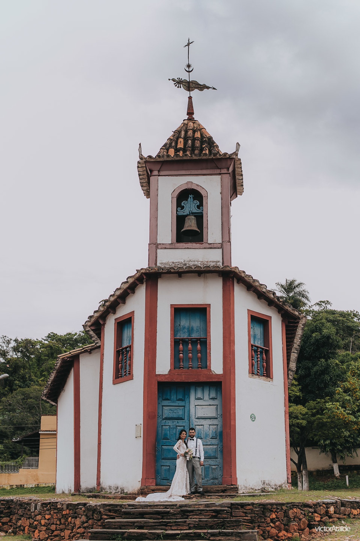 igreja do ó, sabará, minas gerais, local para ensaio fotográfico, victor ataide, casamento, pós-casamento, casamento em bh