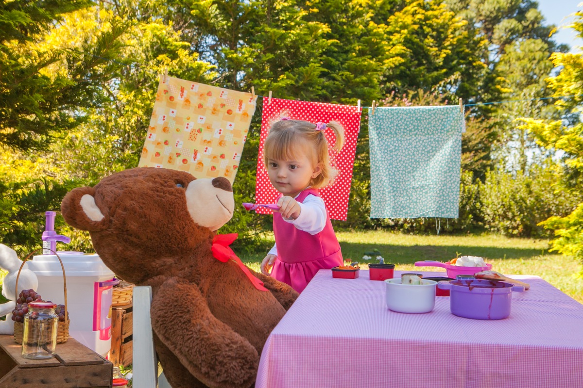 Imagem capa - ERA UMA VEZ - FLAVINHA E O URSO por SANDRA HYCZY