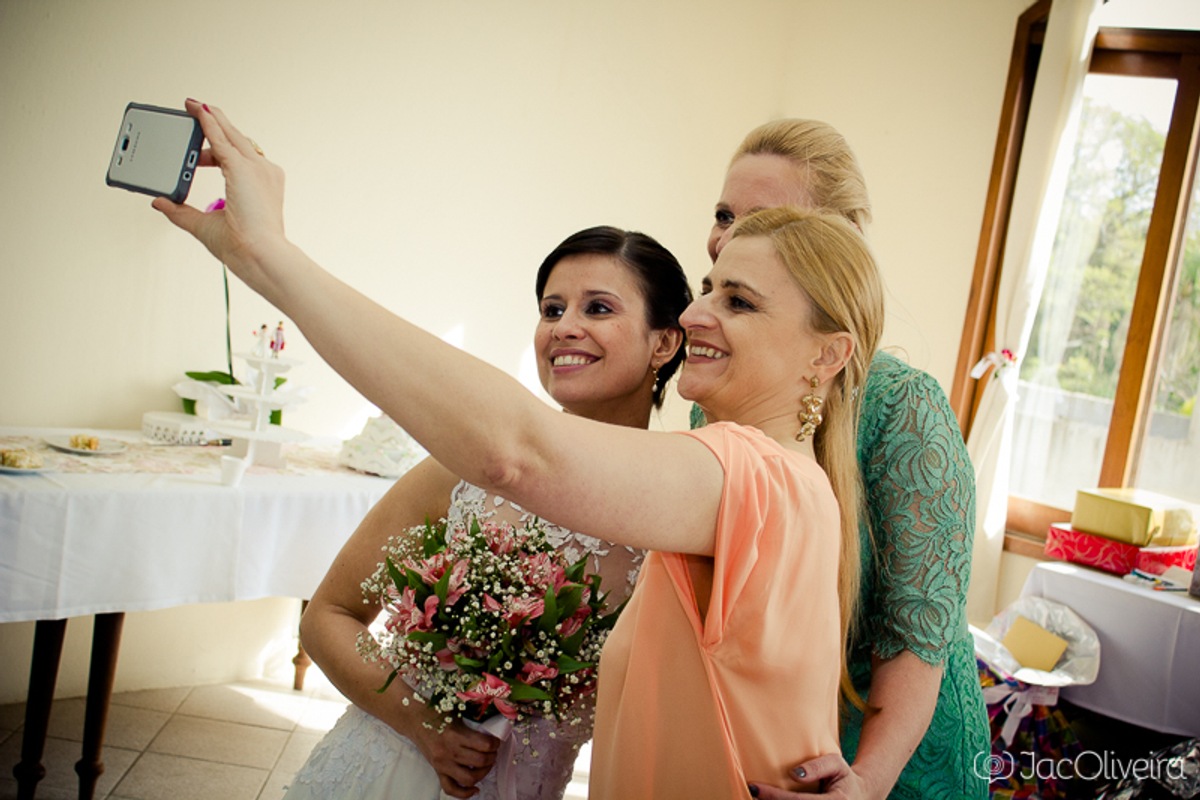 selfie noiva com amigas