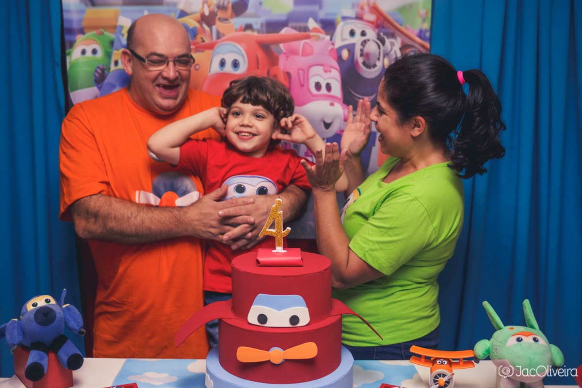 bolo super wings vermelho 4 anos esteio festa de menino pedro dante