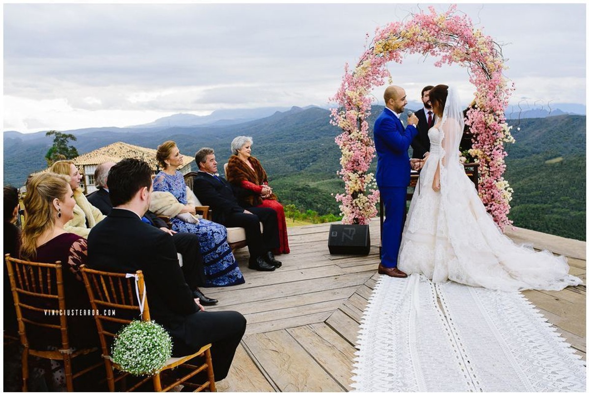 casamento no deck do hotel relicario em ouro preto