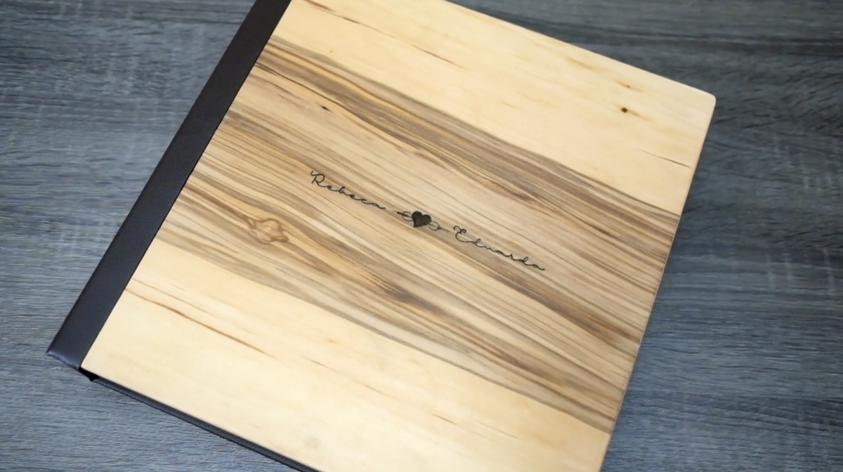 Imagem capa - Álbum e Caixa em madeira exótica por Junior Barreto