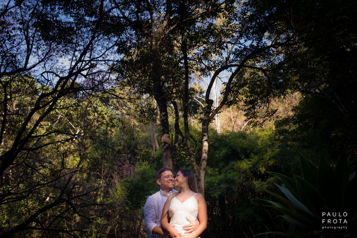 casamento em Friburgo, casal se olhando