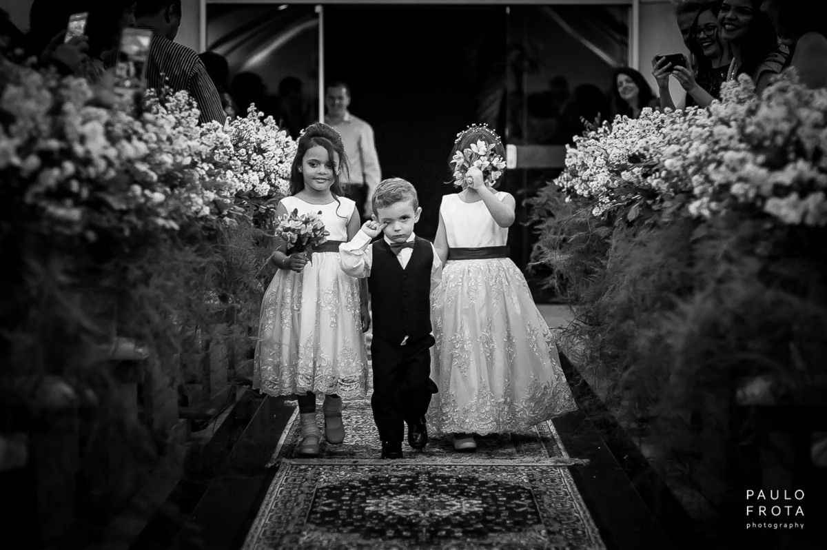 fotógrafia de casamento em macaé - entrada daminhas