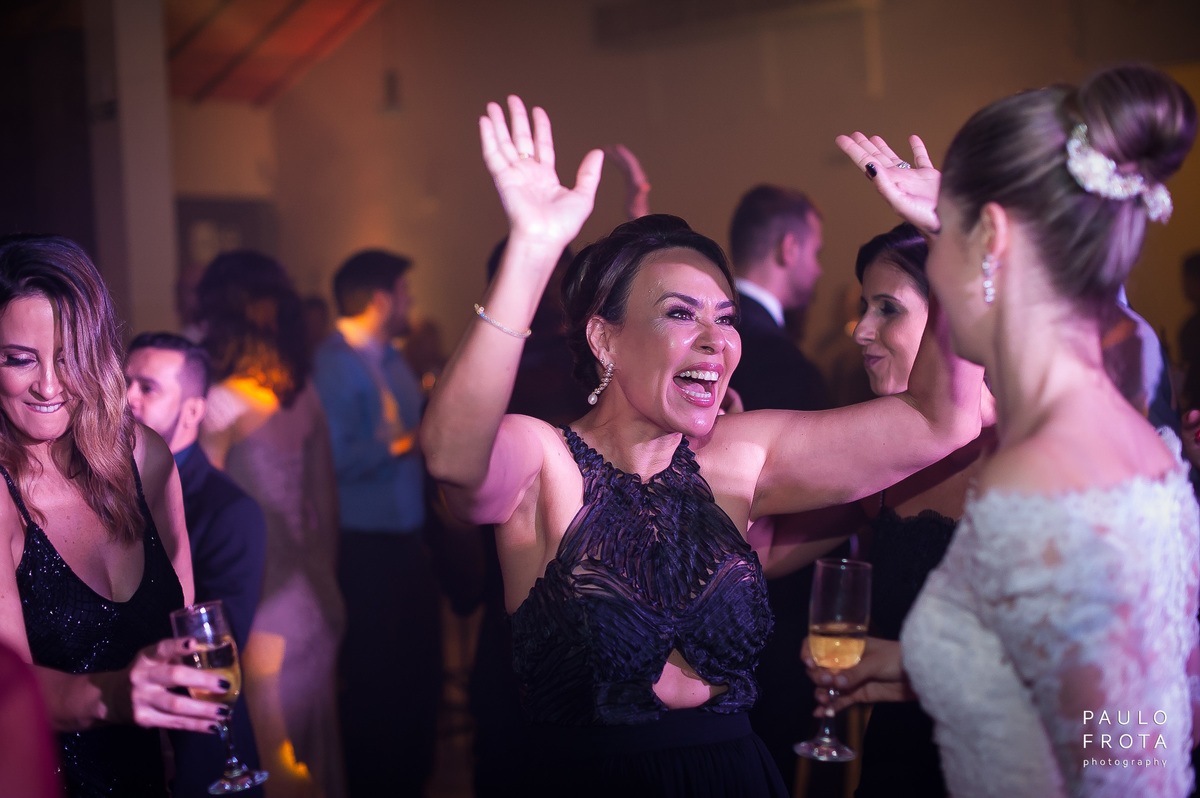 fotógrafia de casamento em macaé - pista de dança