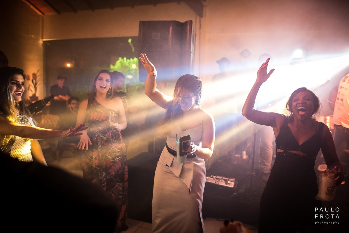 fotógrafia de casamento em macaé -pista de dança