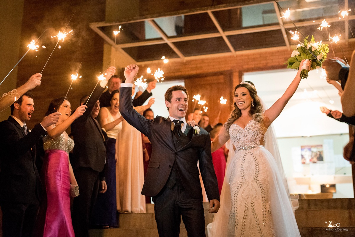 Imagem capa - Os melhores fotógrafos de casamento do Brasil por Adriano Oening