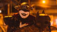 ENSAIO FOTOGRÁFICO DE COSPLAY de BATMAN QUE RI
