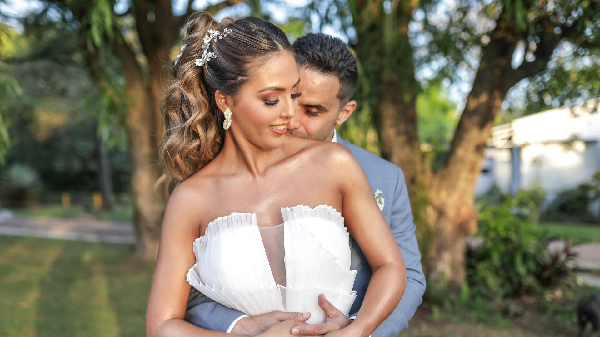 Laura y Diego de BODA