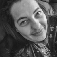 Raphaela, Mãe da Maria Cecilia e da Maria de Lourdes