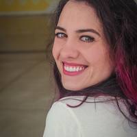 Juliana Pegoraro - Instrutora do DeROSE Method | Historiadora