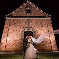 CAMILA + JONATHAN