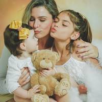 Mariane - mãe Malu e Maya