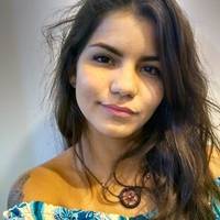 Caroline Leonel