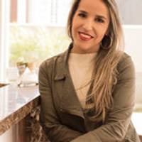 Débora Saldanha