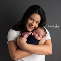 Yanne Thompson - Mamãe do Carlos Noah