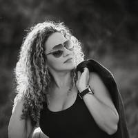 VALQUIRIA A. F. SPINARDI