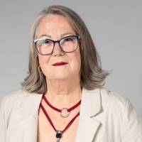 Helena Beatriz Puperi Ficagna