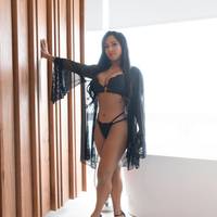 Daiane Mendes - Londres
