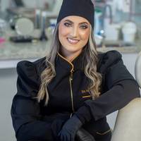 Andressa Machado - Dentista