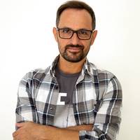 Cláudio Robert Pierini (Escritor C.P. Torber)