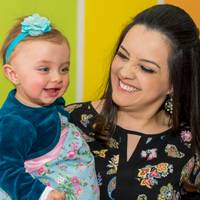 Glau (Mãe da Alicia)