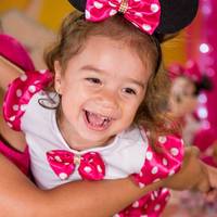 Simone (Mãe da Marina)