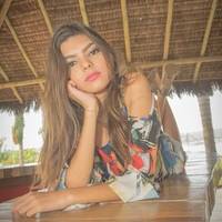 Juliana mãe de Ana Júlia 15 anos