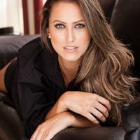 Júlia Dinalli