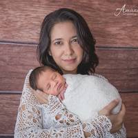 Naiane (Mamãe do Miguel)