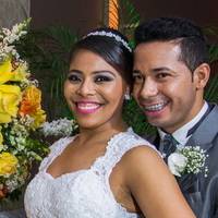 Thaysa E Daniel