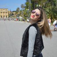 Ana Luiza Menezes Paduani