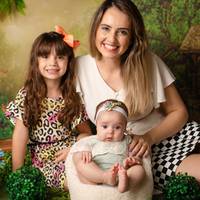 Viviane, mamãe da Laura e da Helena