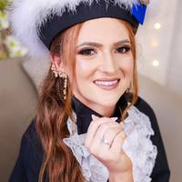 Formanda Thaís Lapazin - Administração Uceff Itapiranga 