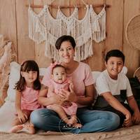 Carina -Mamãe da Ana Júlia e da Isabela