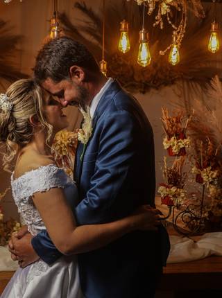 Casamentos de Camila e Iago