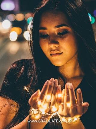 DEBUTANTES | E-SESSION de Lais | Debut E-session | Beco do Batman e Av. Paulista