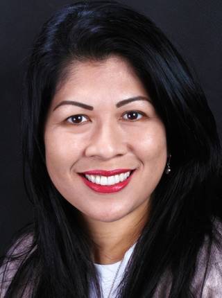 LENTES DE CONTATO DENTAIS EM PORCELANA de A.M.I.D.