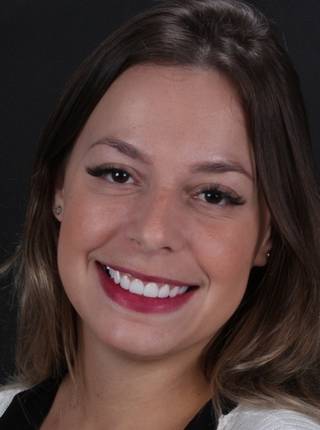 LENTES DE CONTATO DENTAIS EM PORCELANA de P.S.G.