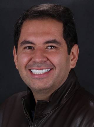 LENTES DE CONTATO DENTAIS EM PORCELANA de A.T.O.D.