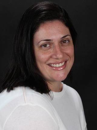 LENTES DE CONTATO DENTAIS EM PORCELANA de P.P.