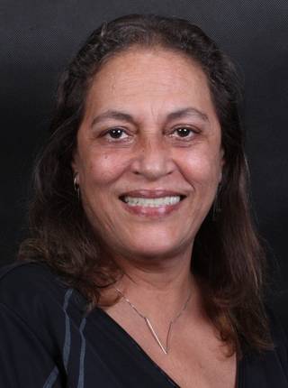 PRÓTESE TOTAL FIXA EM IMPLANTES de M.M.M.