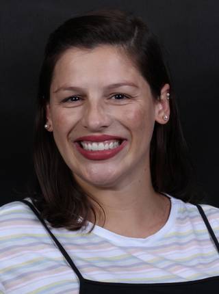 LENTES DE CONTATO DENTAIS EM PORCELANA de D.C.A.C.