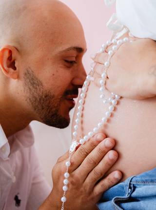 Gestante estúdio  de Ensaio Gestante Estúdio - Lívia