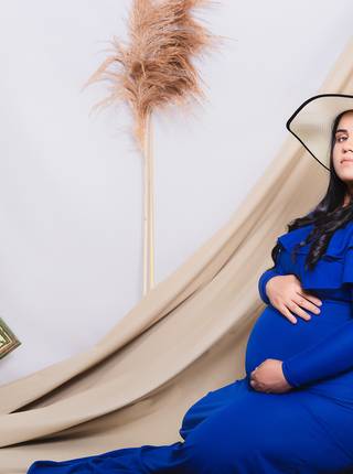 Gestante estúdio  de Ensaio Gestante Estúdio - Gestante Andressa